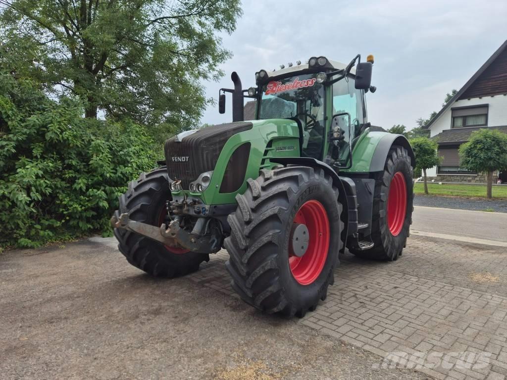 Fendt 927 Vario Traktorok