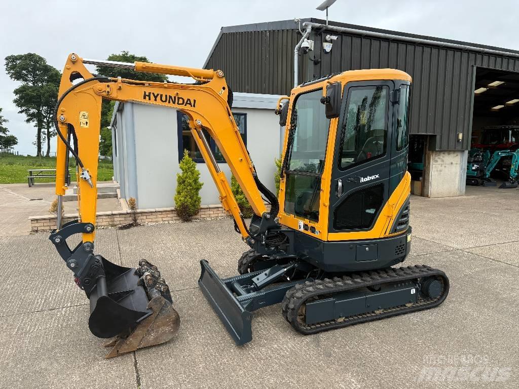 Hyundai R25Z-9 AK Mini kotrók < 7t
