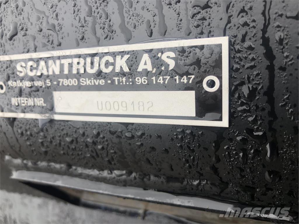 JST Læsseskovl, JST Kanalak