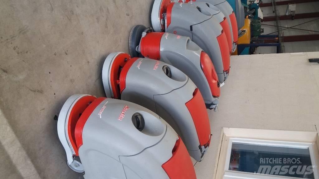  Autolaveuse Comac Úttakarító gépek
