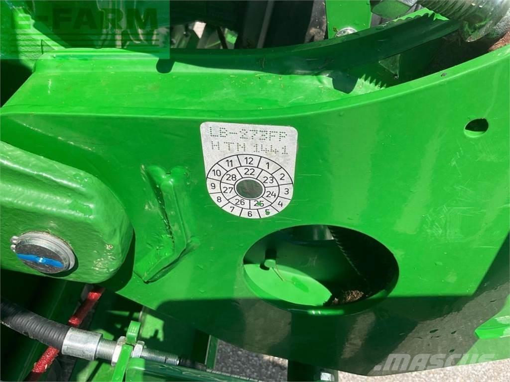John Deere V451R Szögletes bálázók