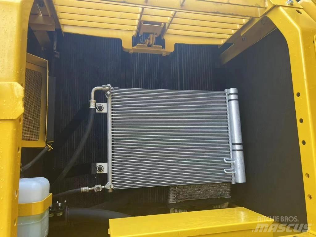 Komatsu PC 130 Lánctalpas kotrók