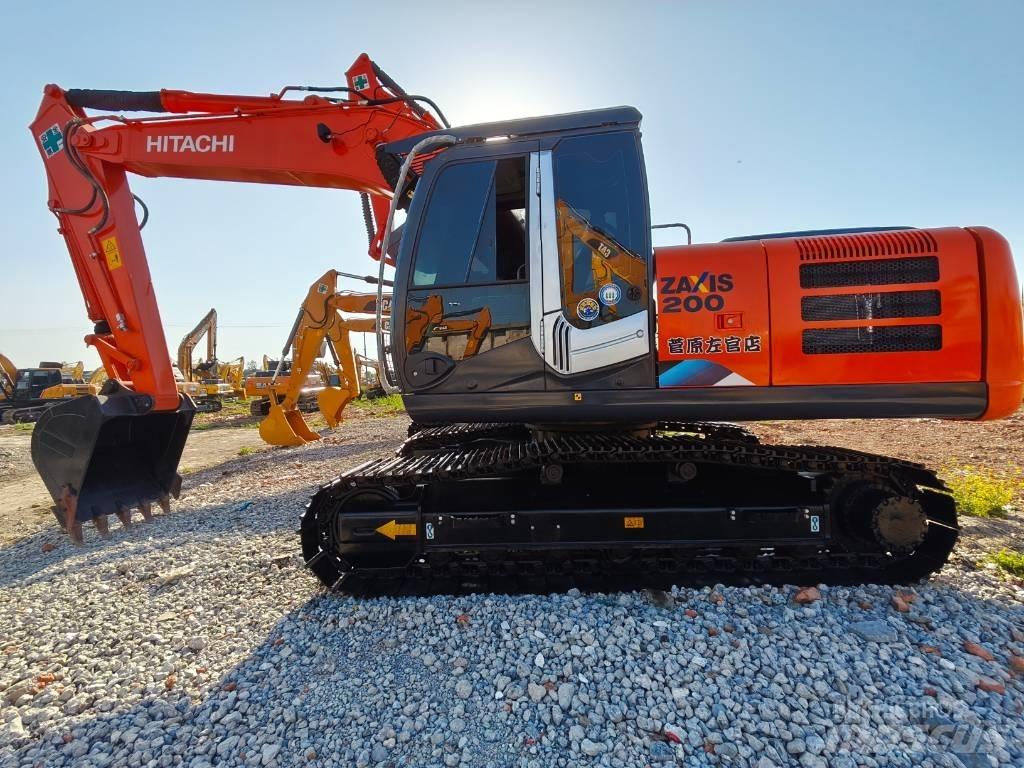Hitachi ZX 200 Lánctalpas kotrók