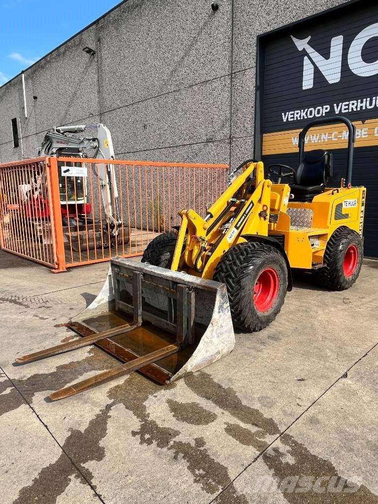 Knikmops KM 250 Gumikerekes homlokrakodók