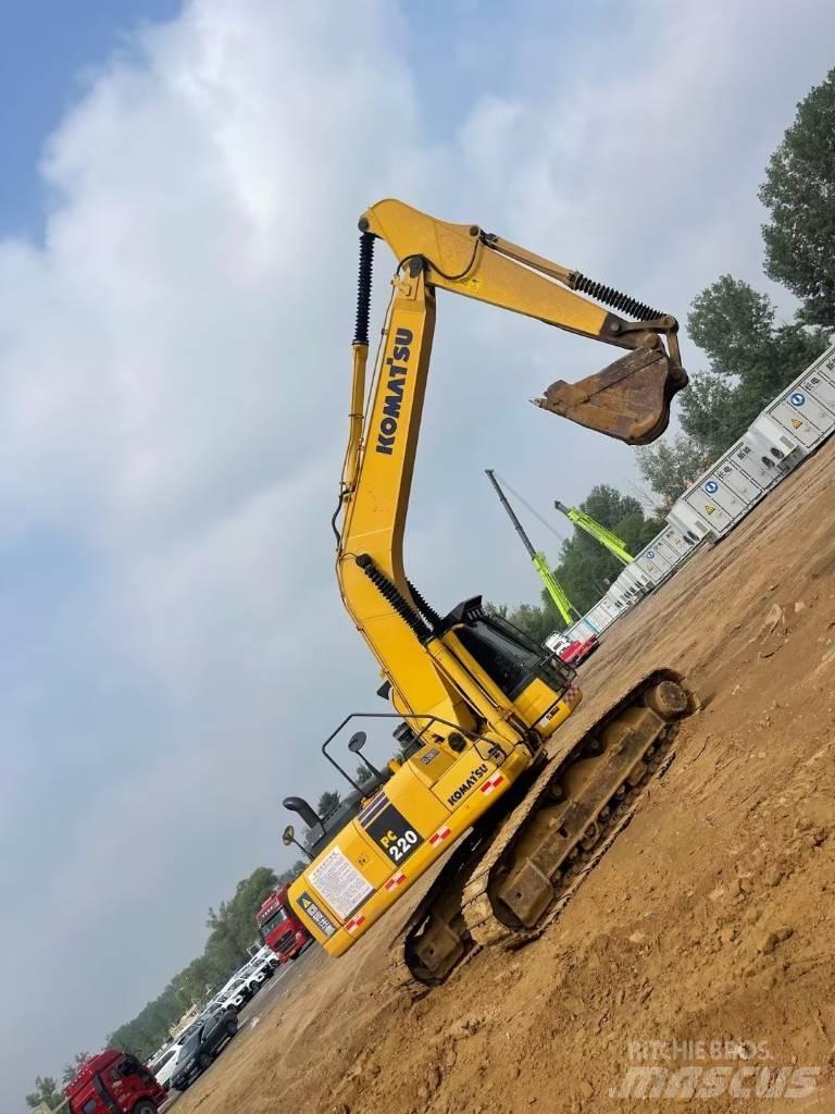 Komatsu pc220-8 Lánctalpas kotrók
