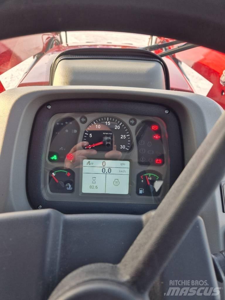 CASE Farmall 75A Traktorok