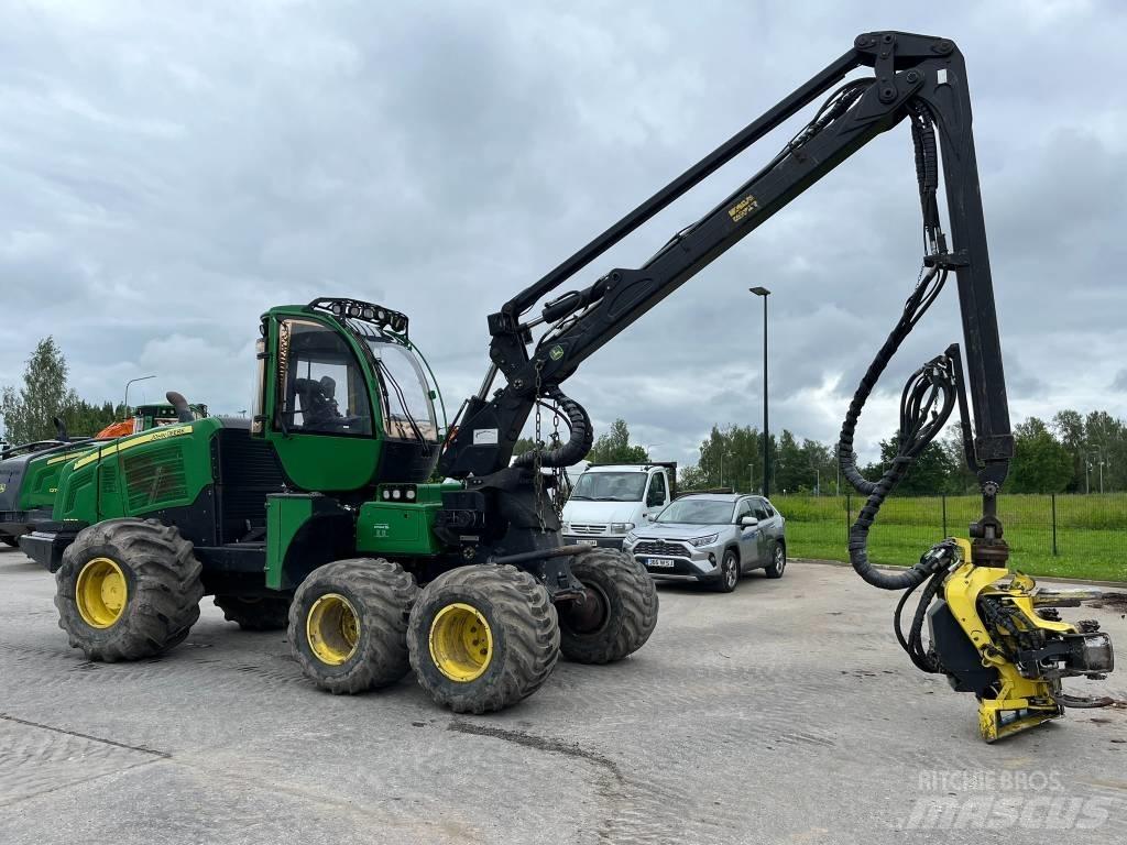 John Deere 1070E Betakarítók