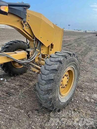 CAT 140M2 Gréderek