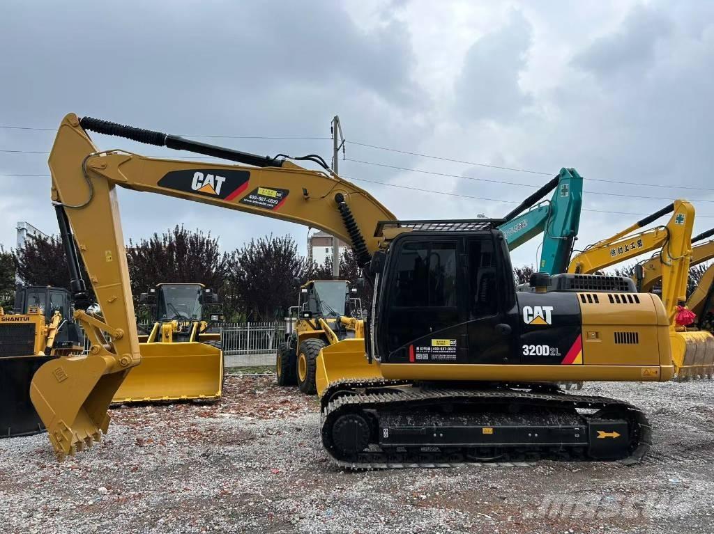 CAT 320 D Lánctalpas kotrók