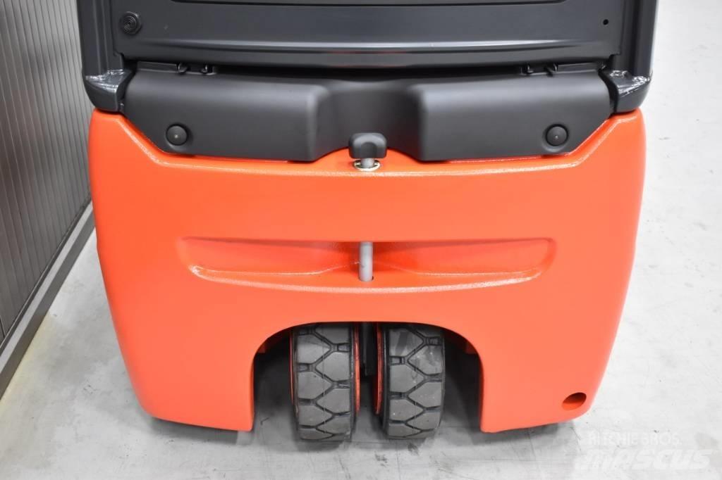 Linde E 18 - 02 Elektromos targoncák