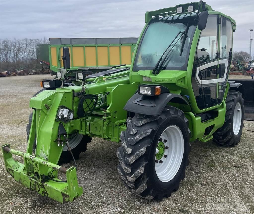Merlo 42.7-140 Teleszkópos mezőgazdasági rakodók