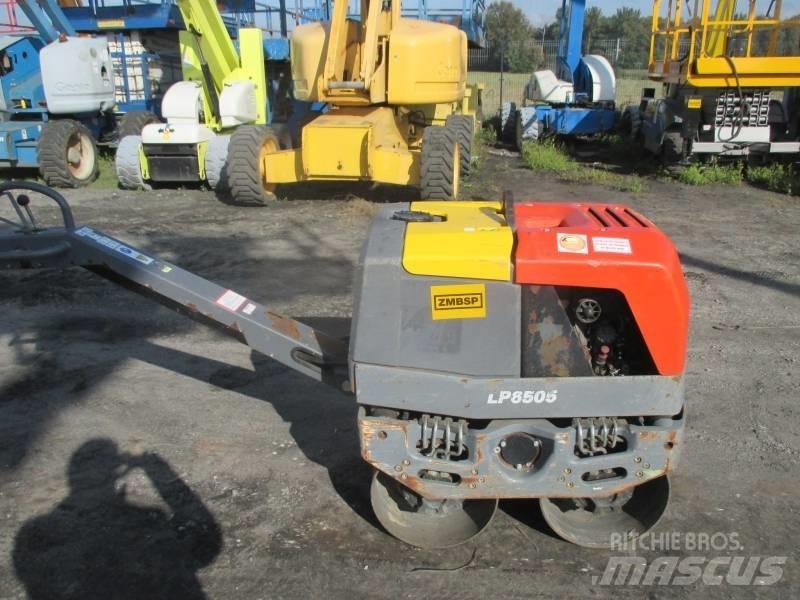 Atlas Copco LP 6500 Ikerdobos hengerek
