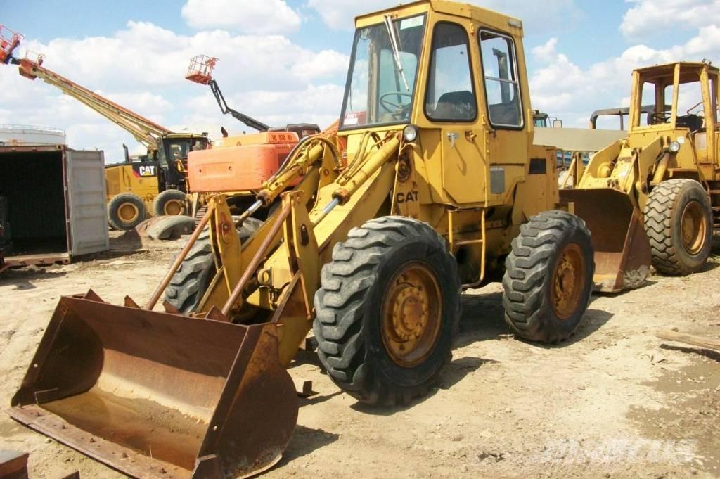 CAT 910 Gumikerekes homlokrakodók