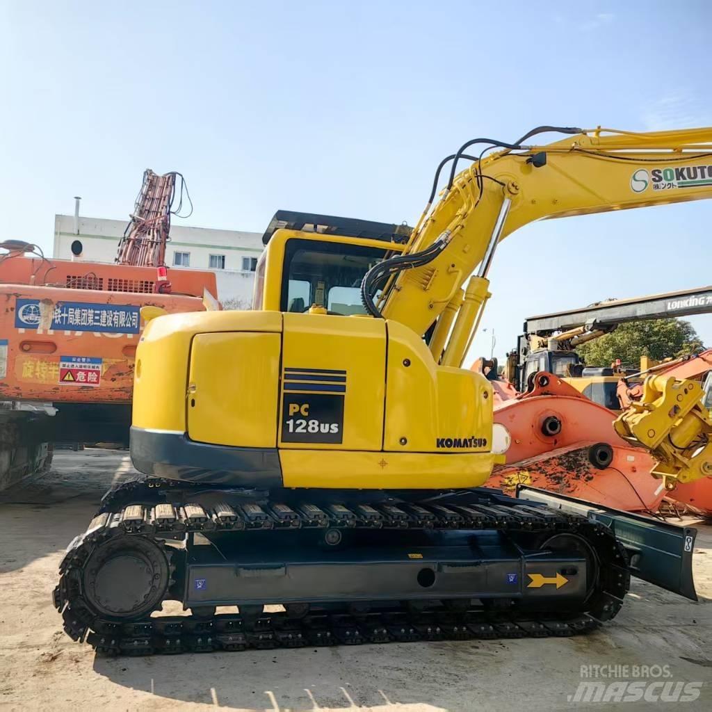 Komatsu PC 128 US Közepes (midi) kotrók 7 t - 12 t