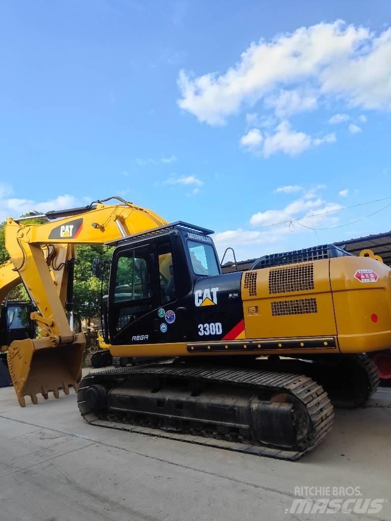 CAT 330 D Lánctalpas kotrók
