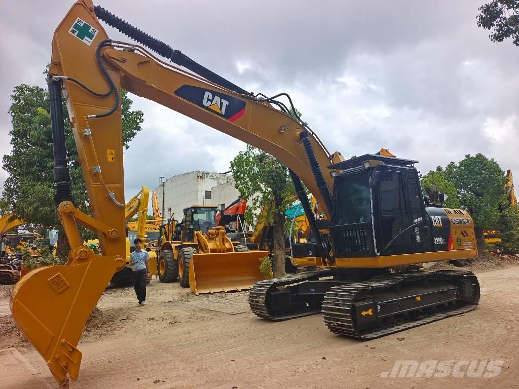 CAT 320D Lánctalpas kotrók