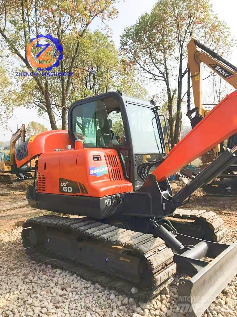 Doosan DX 60 Mini kotrók < 7t