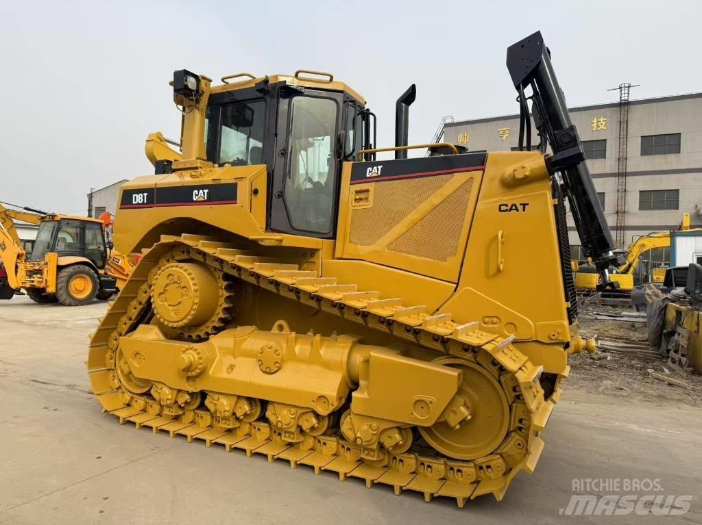 CAT D 8 T lánctalpas dózerek
