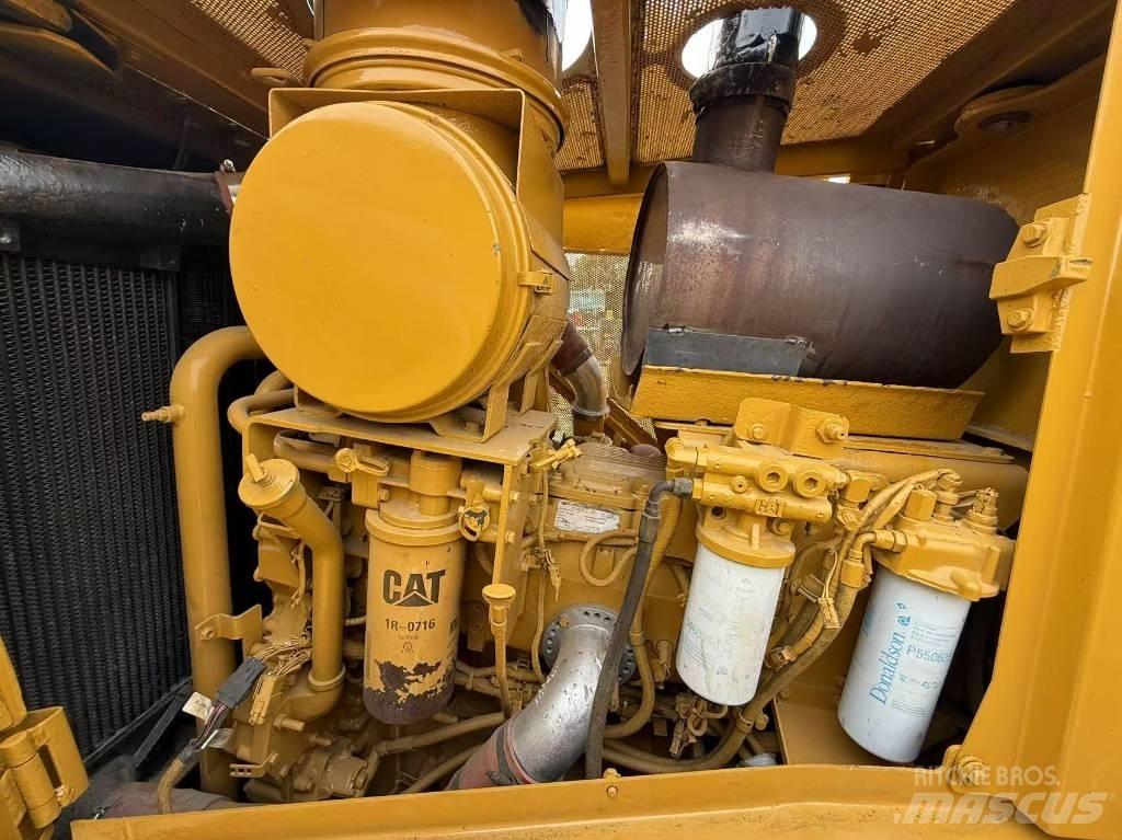 CAT D 8 T lánctalpas dózerek