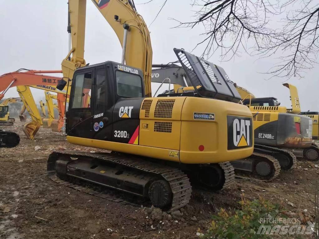 CAT 320 D Lánctalpas kotrók