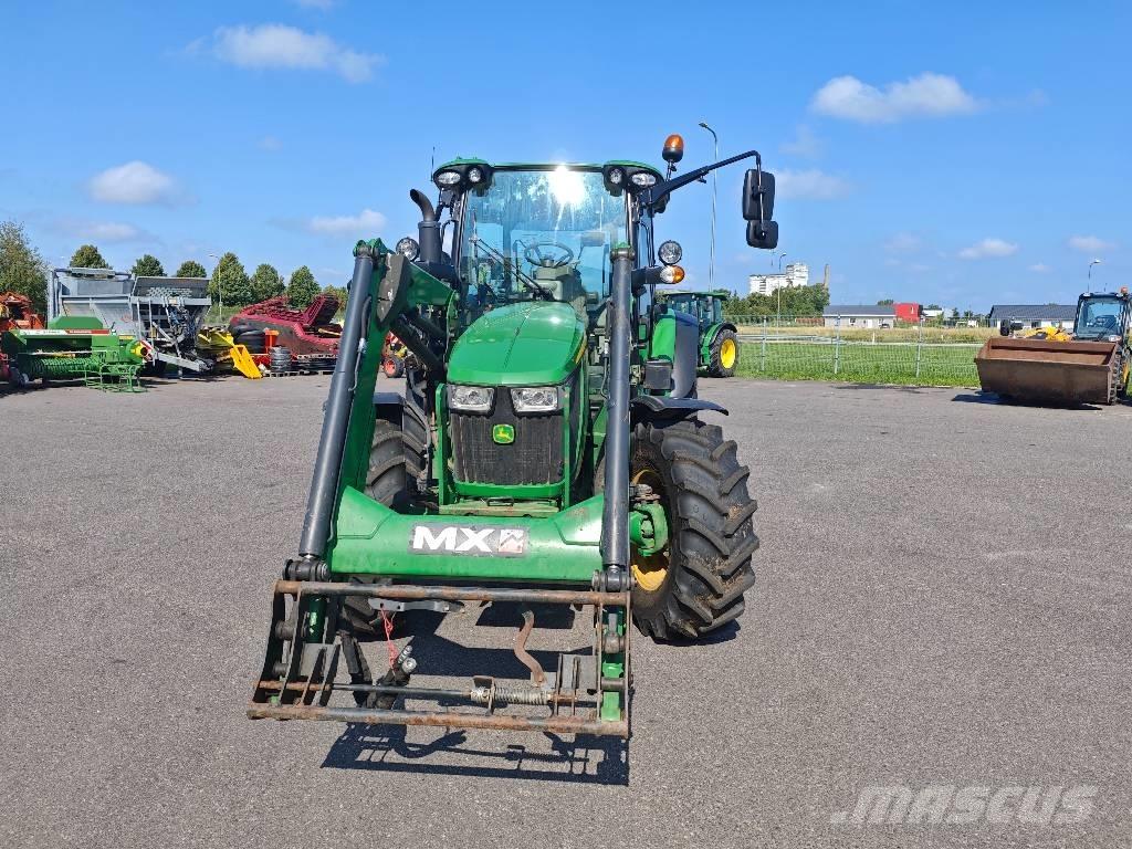 John Deere 5115 R Traktorok