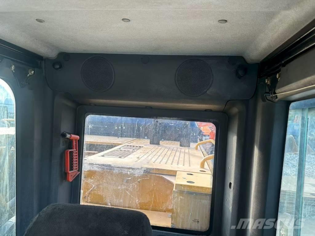 Sany 750 Lánctalpas kotrók