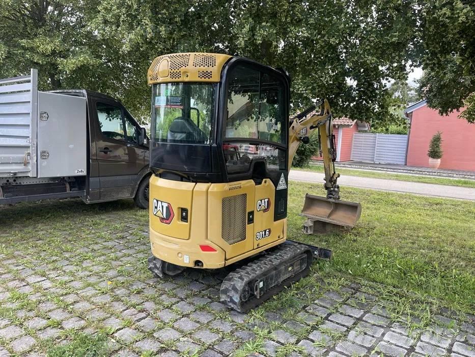 CAT 301.6 Mini kotrók < 7t