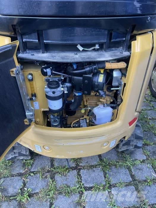 CAT 301.6 Mini kotrók < 7t