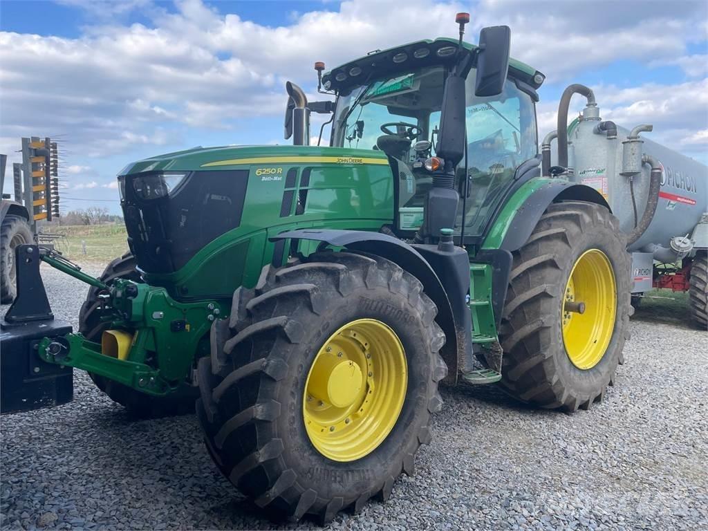 John Deere 6250R Traktorok