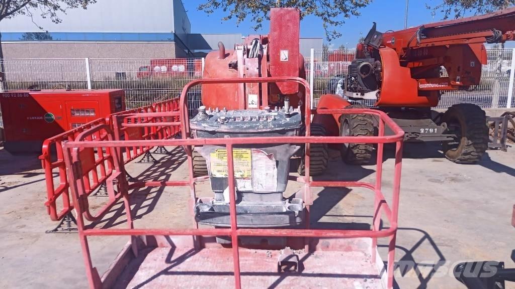 JLG 450 AJS II Karos emelők