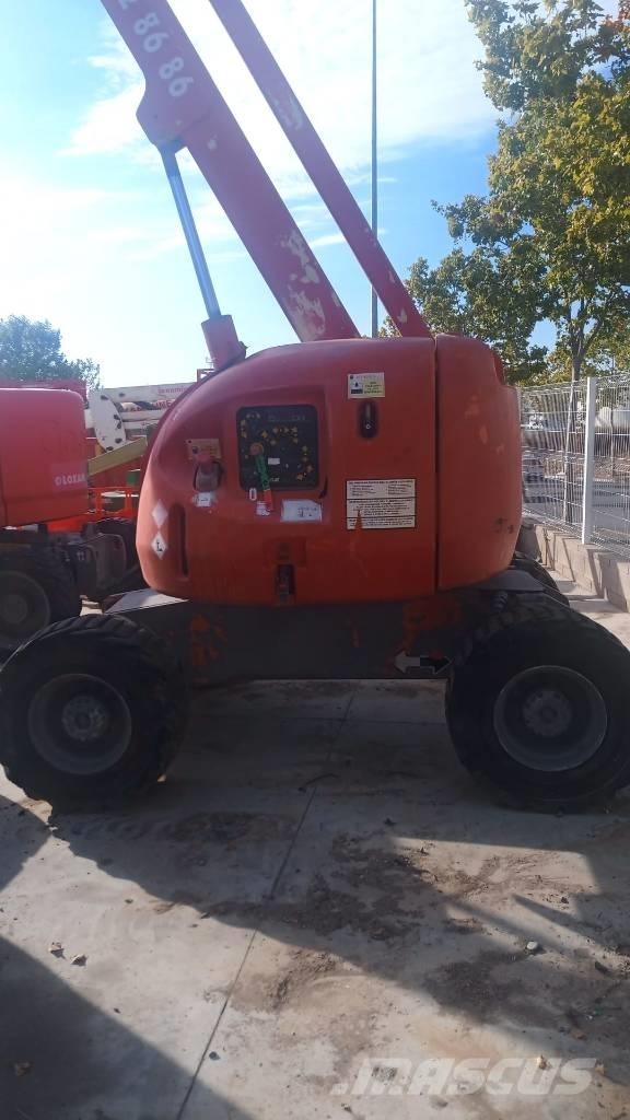 JLG 450 AJS II Karos emelők