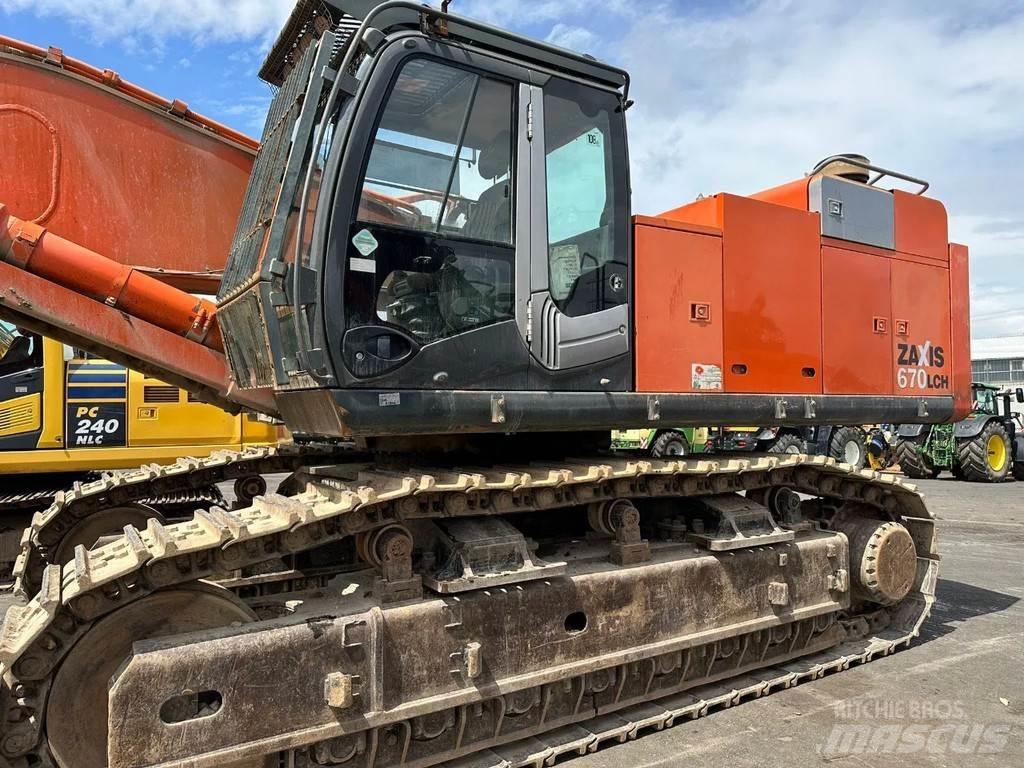 Hitachi ZX670CH-3 Lánctalpas kotrók