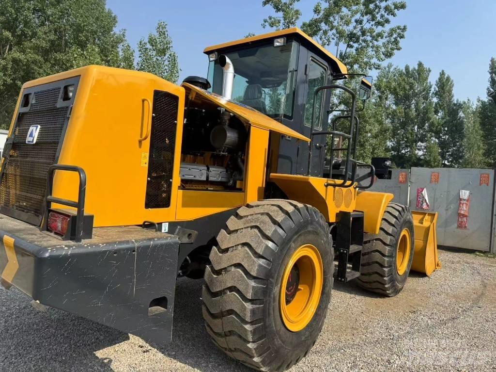XCMG ZL 50 G Gumikerekes homlokrakodók