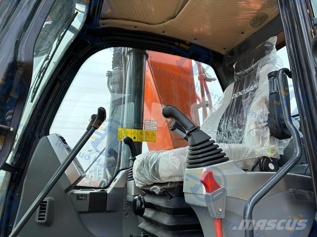 Doosan DX 300LC-9C Lánctalpas kotrók