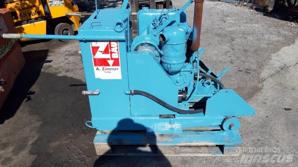 Hanix 32 HP Építőipar - Egyebek