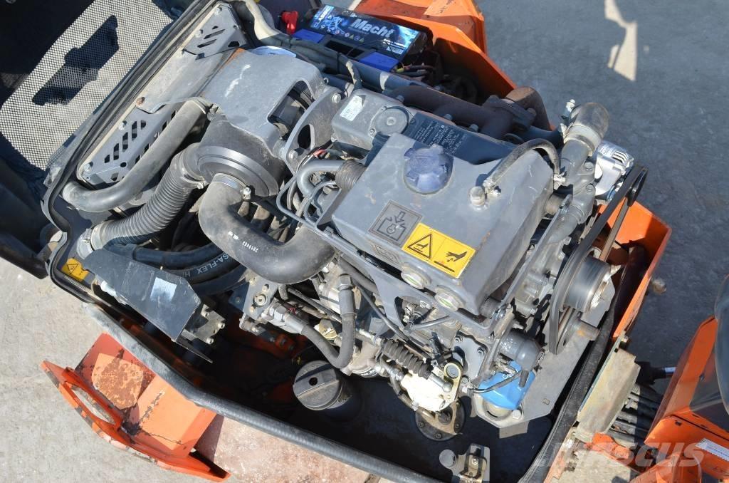 Hamm HD 12 VV Ikerdobos hengerek