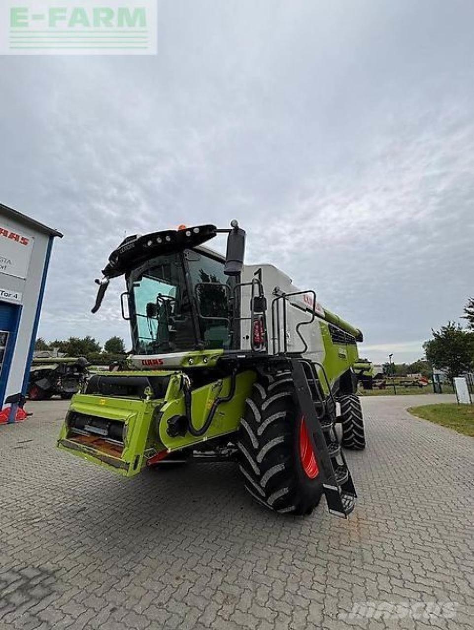 CLAAS lexion 6800 Kombájnok