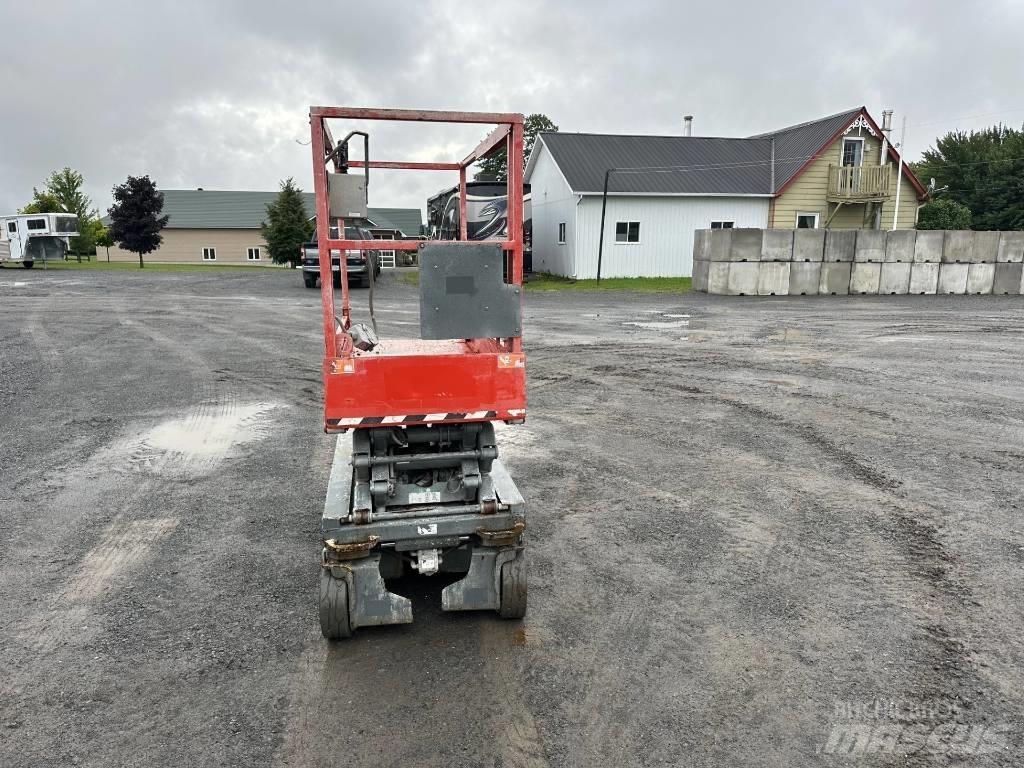 SkyJack SJ 3219 Ollós emelők