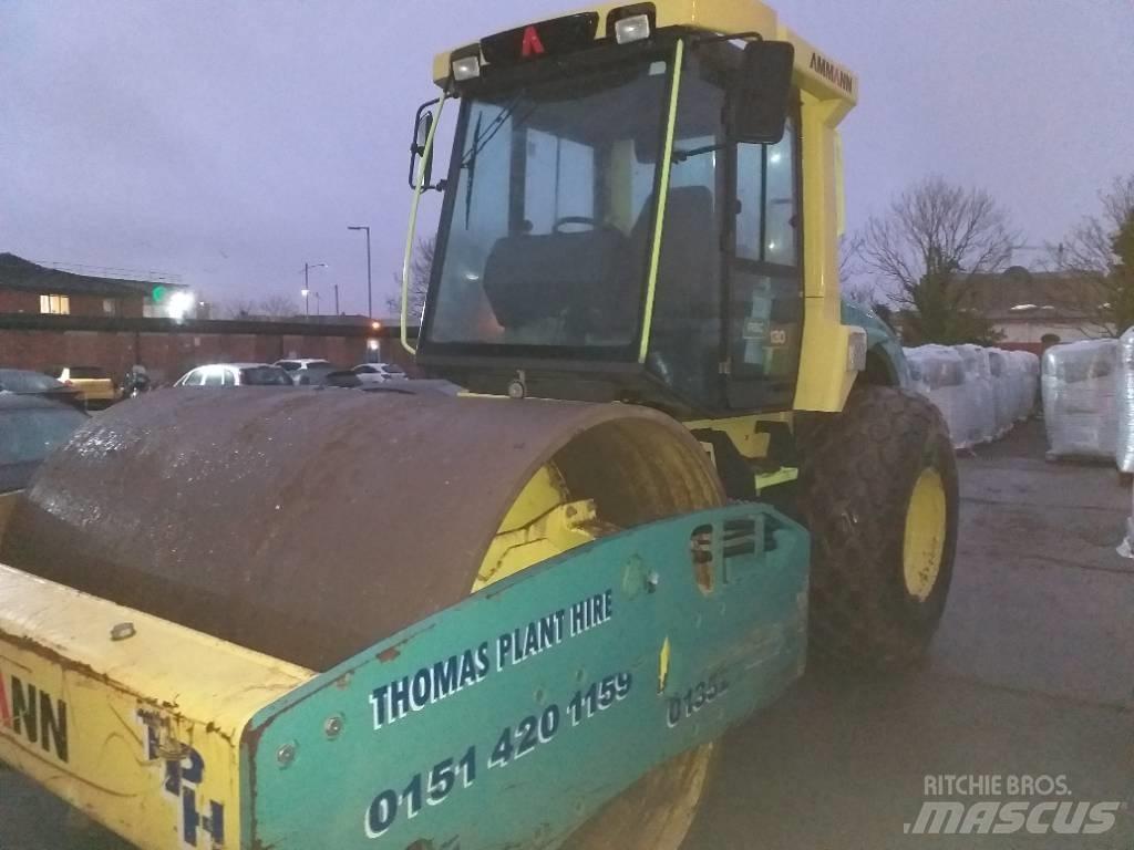 Ammann ASC 130 Ikerdobos hengerek