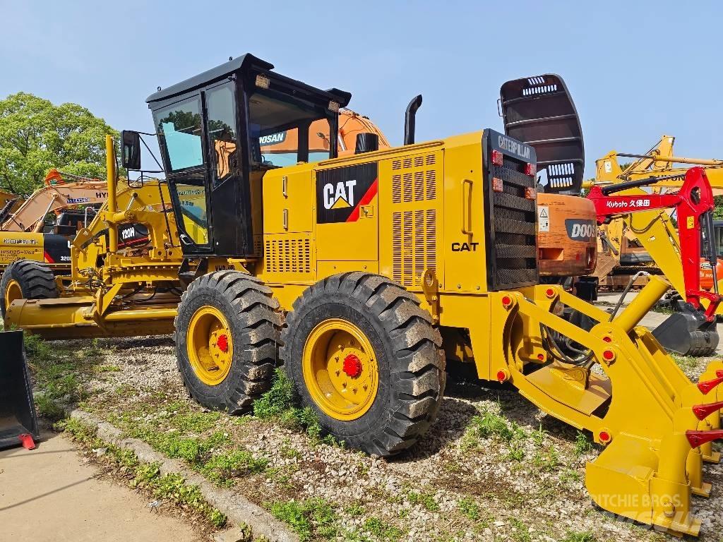 CAT 120 H Gréderek