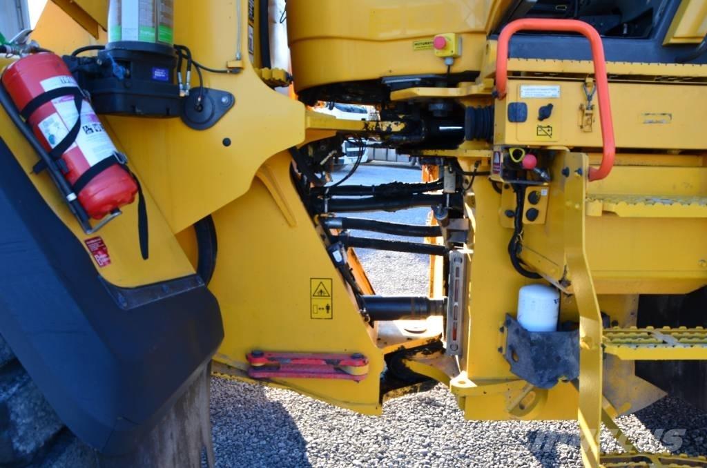 Volvo L 180 H Gumikerekes homlokrakodók
