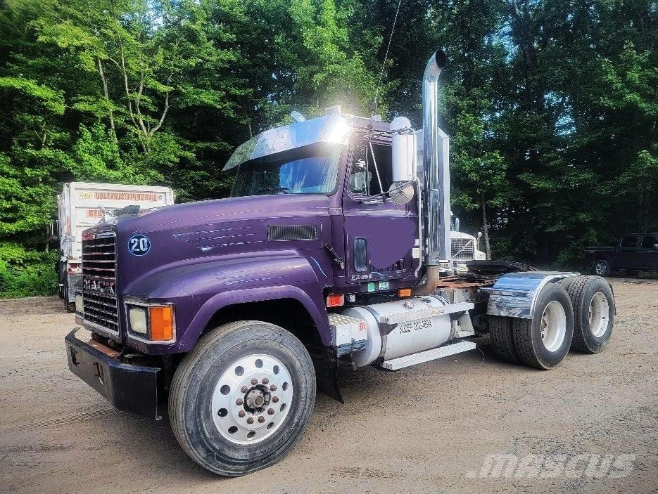 Mack CH 613 Nyergesvontatók