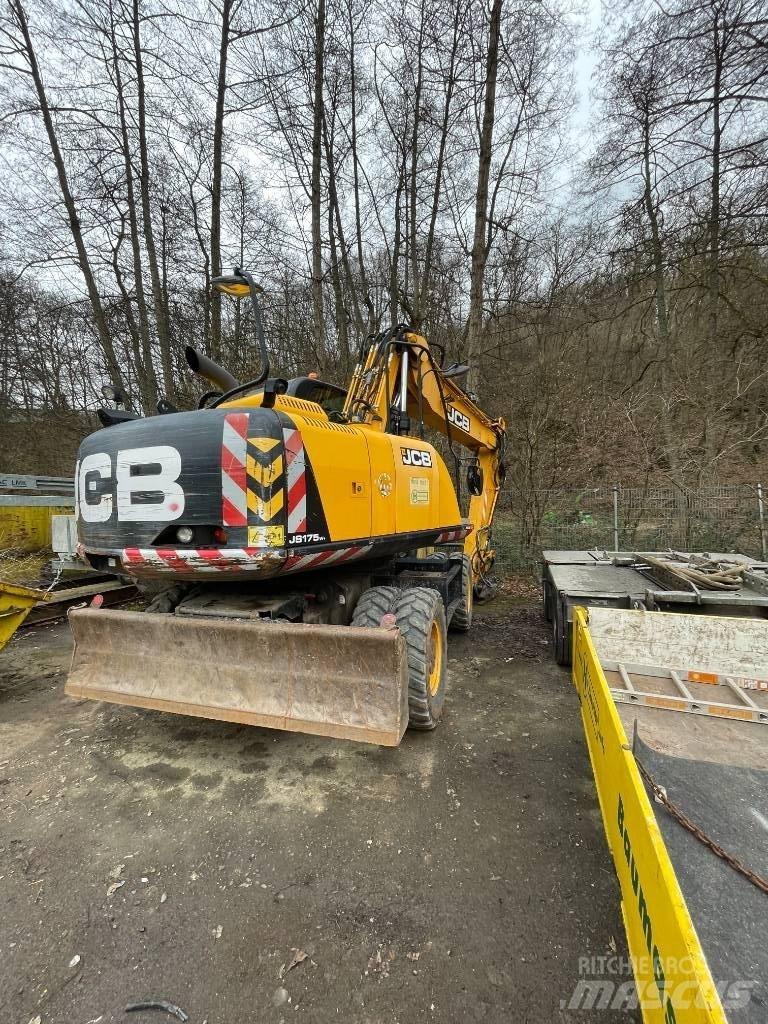 JCB JS 175 W Gumikerekes kotrók