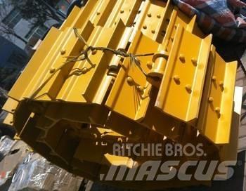 Komatsu D155A-6 Lánctalpak, láncok és futóművek