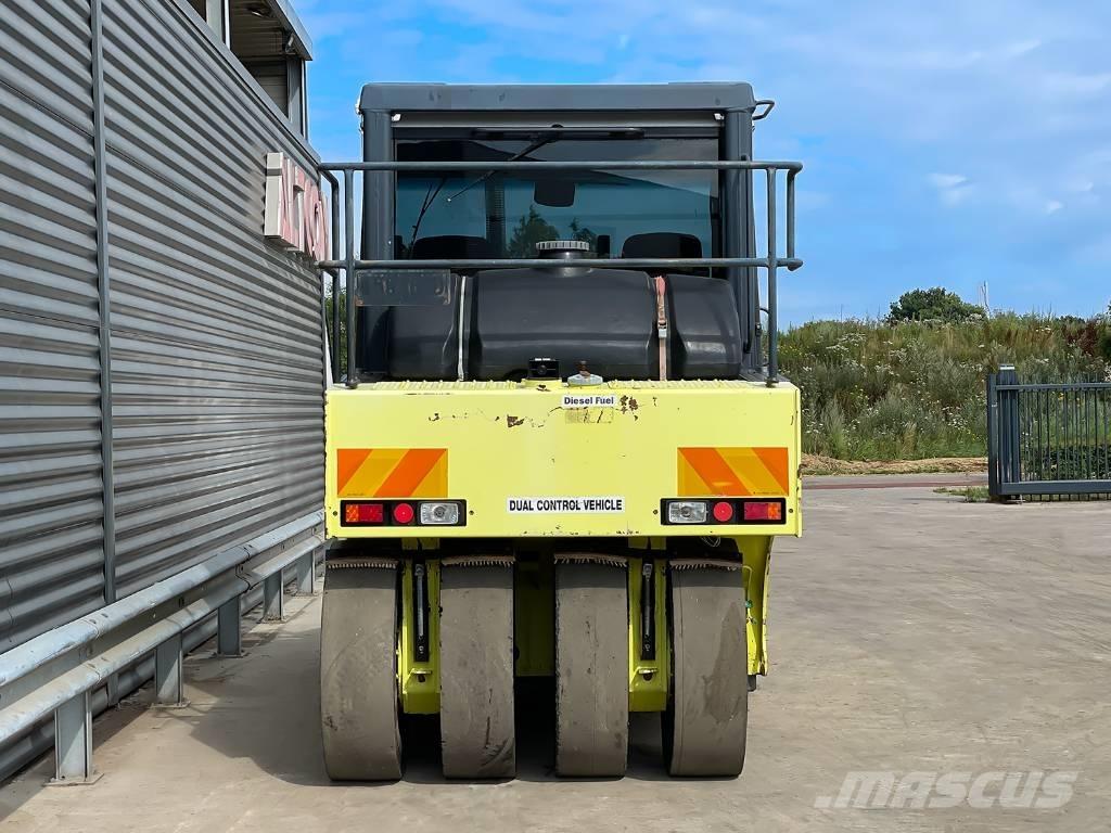 Ammann AP 240 Pneumatikus kerekes hengerek