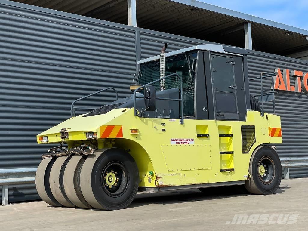 Ammann AP 240 Pneumatikus kerekes hengerek
