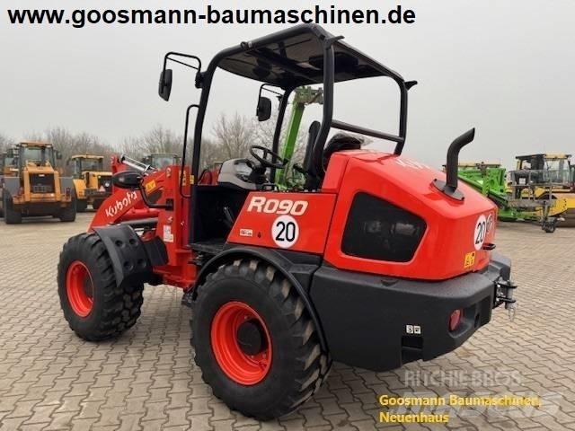 Kubota R 090 Gumikerekes homlokrakodók