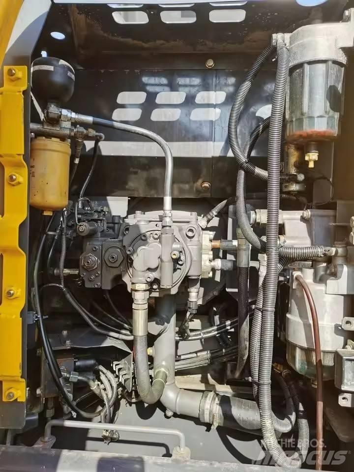 Sumitomo SH130-6 Lánctalpas kotrók