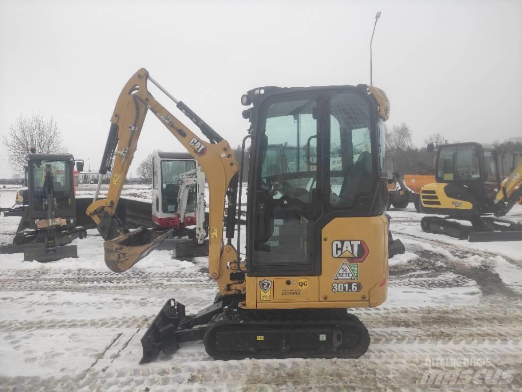 CAT 301.6 Mini kotrók < 7t