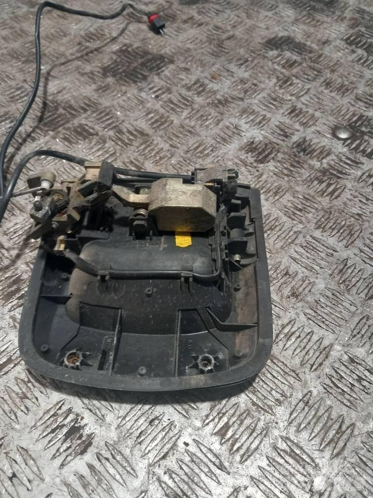MAN TGA 81626416074 Vezetőfülke és belső tartozékok